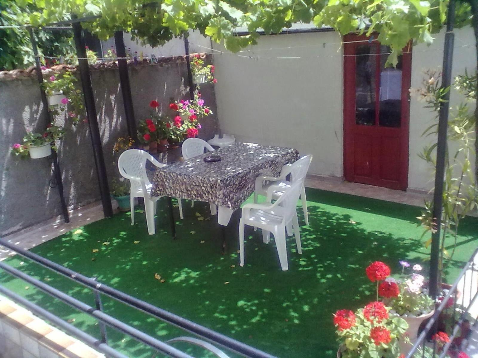 Hotel Dom Lidiya Pomorie Exterior foto